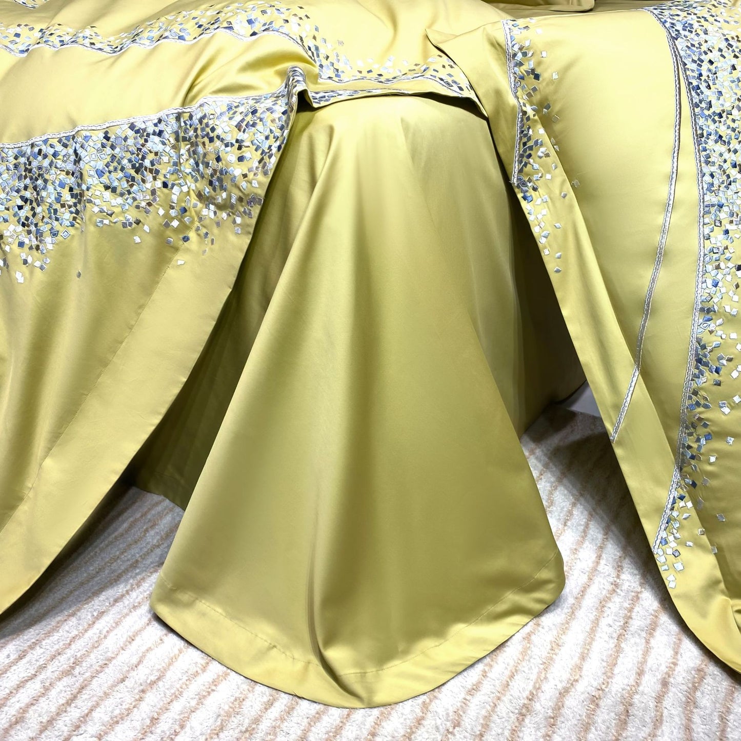 120 Long-staple Cotton Four-piece Set High-grade Simple Embroidery Light Luxury Quilt Cover Bed Sheet Bedding